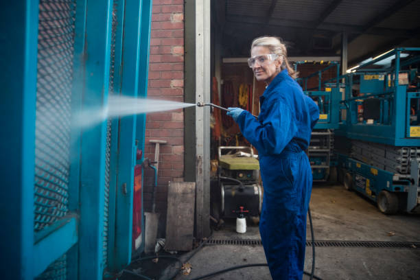Best Concrete Pressure Washing  in Montpelier, IN